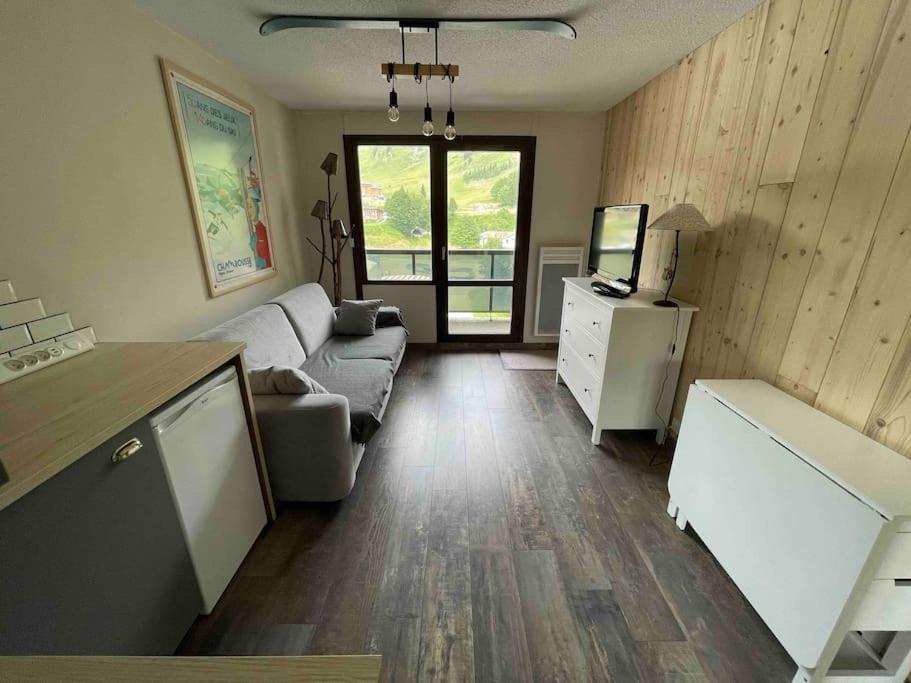 Studio Refait A Neuf Avec Balcon - Famille - Parking Couvert Chamrousse Extérieur photo