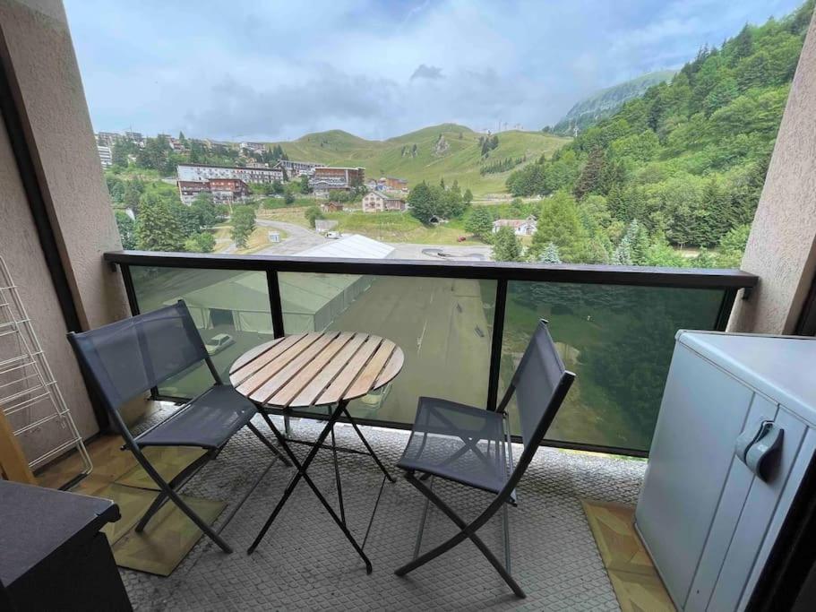 Studio Refait A Neuf Avec Balcon - Famille - Parking Couvert Chamrousse Extérieur photo